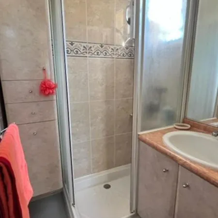 Apartment Mas Renove 4 Pers, Terrasse, Piscine, Proche Plages - Fr-1-726-4 *